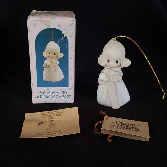 Vtg 1989 Precious Moments "I Believe In the Old Rugged Cross" Porcelain Ornament - Picture 2 of 13